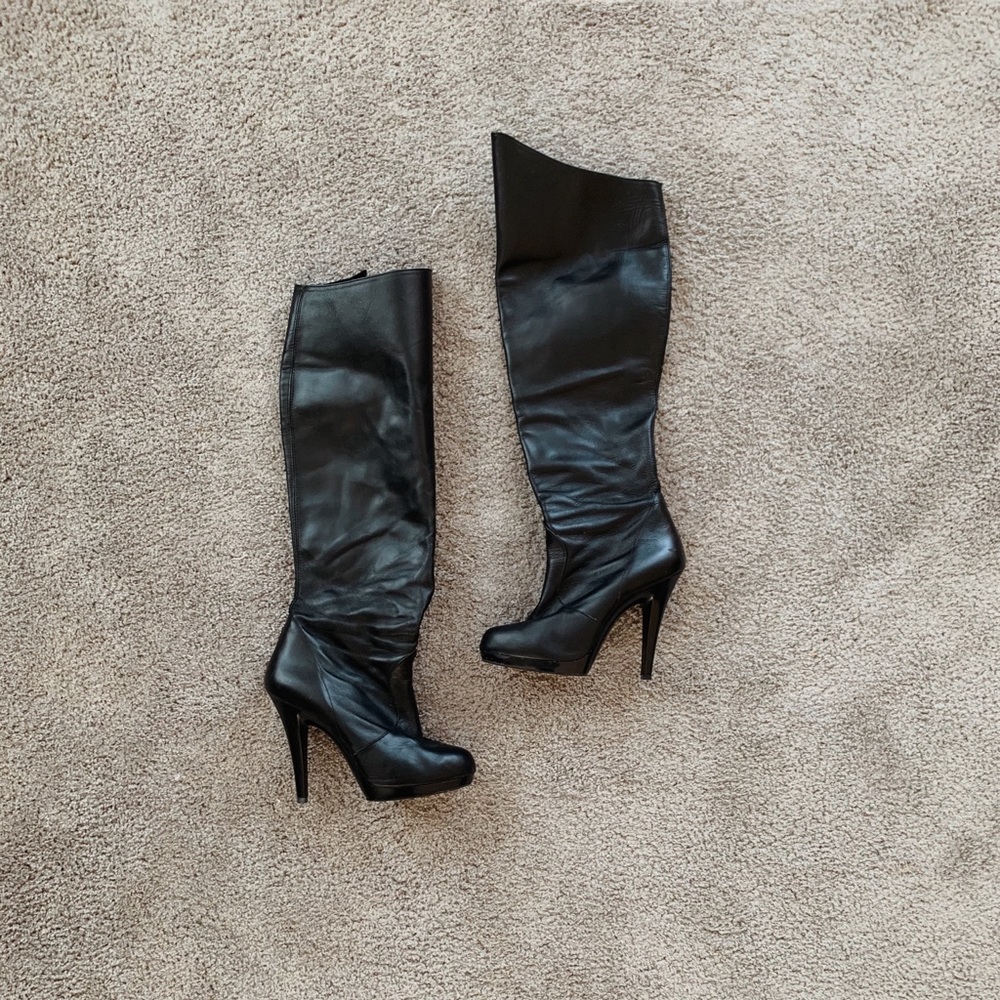 Vintage 100% lather black knee boots